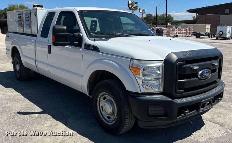 image for item EJ3001 2016 Ford F250 Super Duty XL SuperCab pickup truck