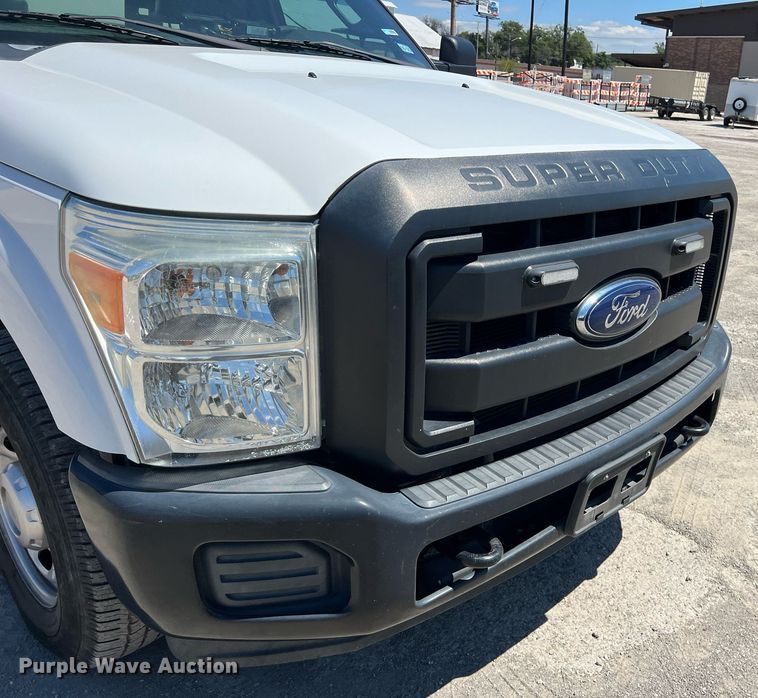 image for item EJ3001 2016 Ford F250 Super Duty XL SuperCab pickup truck