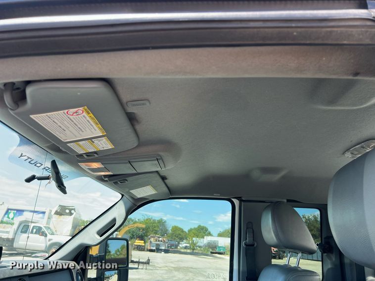 image for item EJ3001 2016 Ford F250 Super Duty XL SuperCab pickup truck