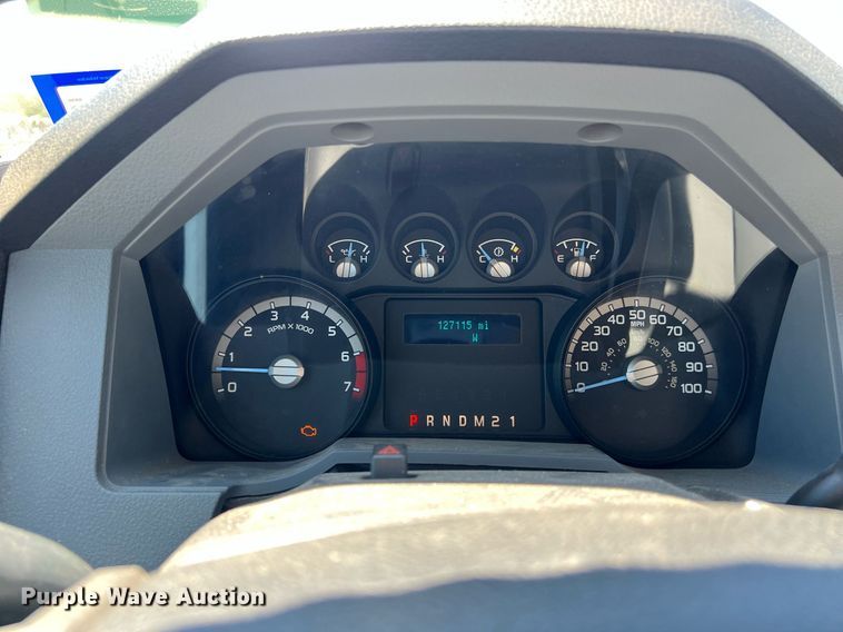 image for item EJ3001 2016 Ford F250 Super Duty XL SuperCab pickup truck