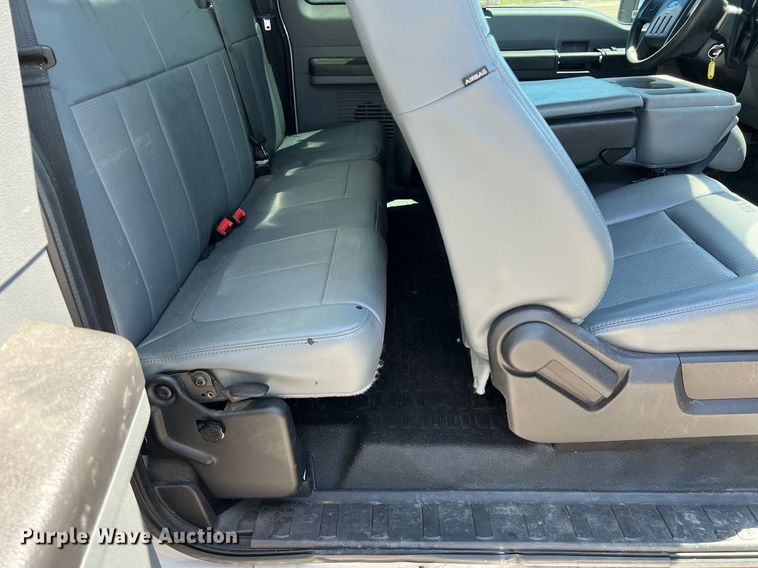 image for item EJ3001 2016 Ford F250 Super Duty XL SuperCab pickup truck