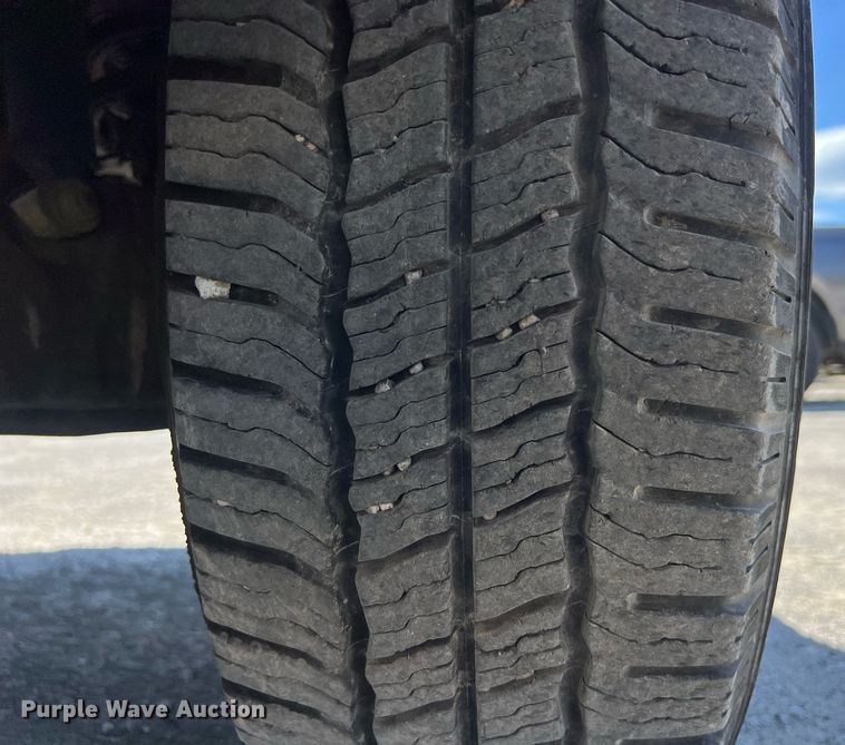 image for item EJ3001 2016 Ford F250 Super Duty XL SuperCab pickup truck