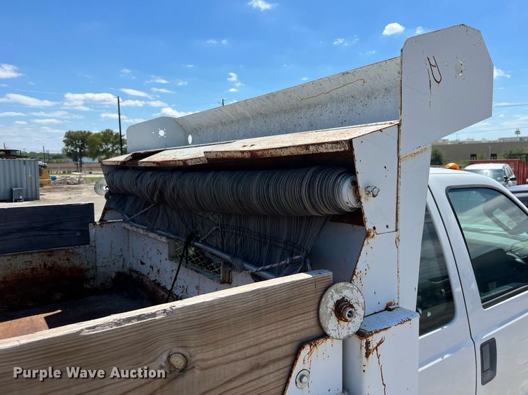 image for item EJ3002 2010 Ford F450 Super Duty XL SuperCab dump truck