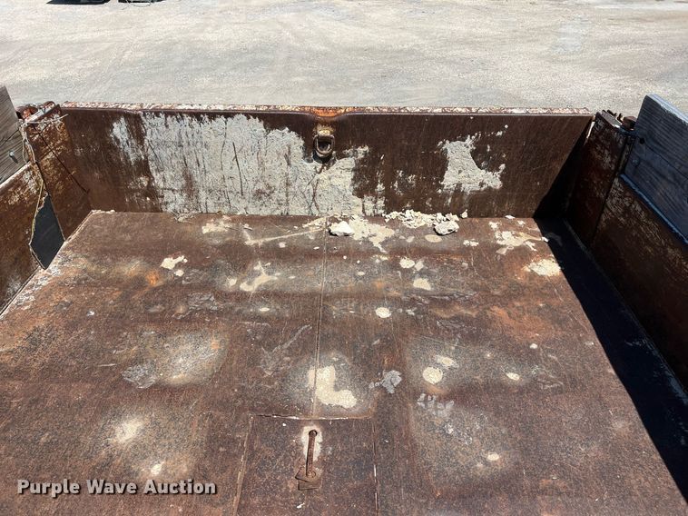 image for item EJ3002 2010 Ford F450 Super Duty XL SuperCab dump truck