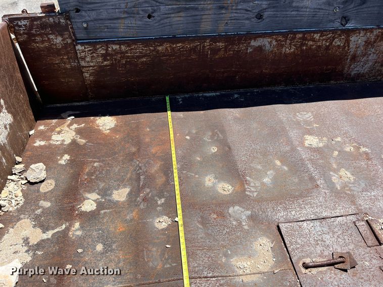 image for item EJ3002 2010 Ford F450 Super Duty XL SuperCab dump truck