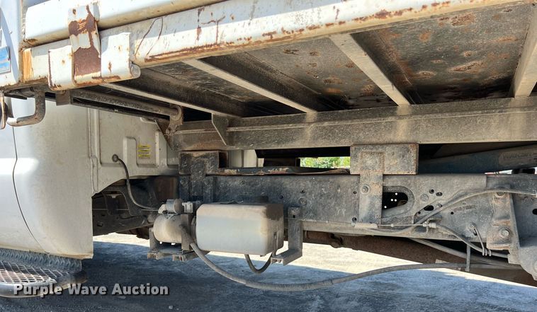 image for item EJ3002 2010 Ford F450 Super Duty XL SuperCab dump truck