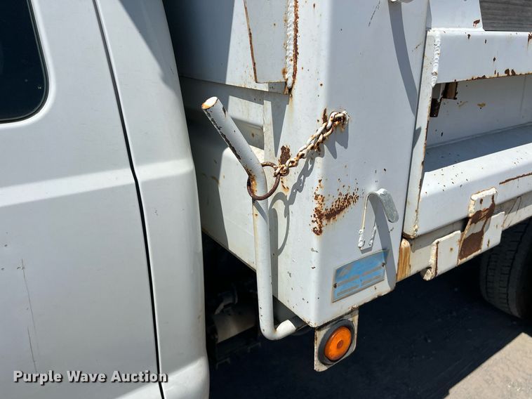 image for item EJ3002 2010 Ford F450 Super Duty XL SuperCab dump truck