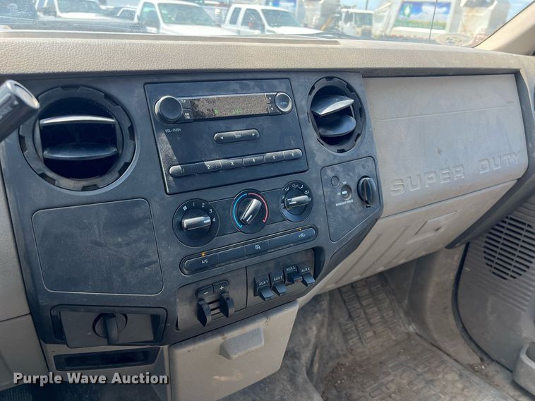 image for item EJ3002 2010 Ford F450 Super Duty XL SuperCab dump truck