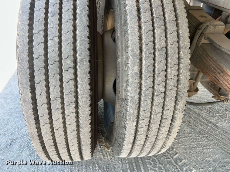 image for item EJ3002 2010 Ford F450 Super Duty XL SuperCab dump truck