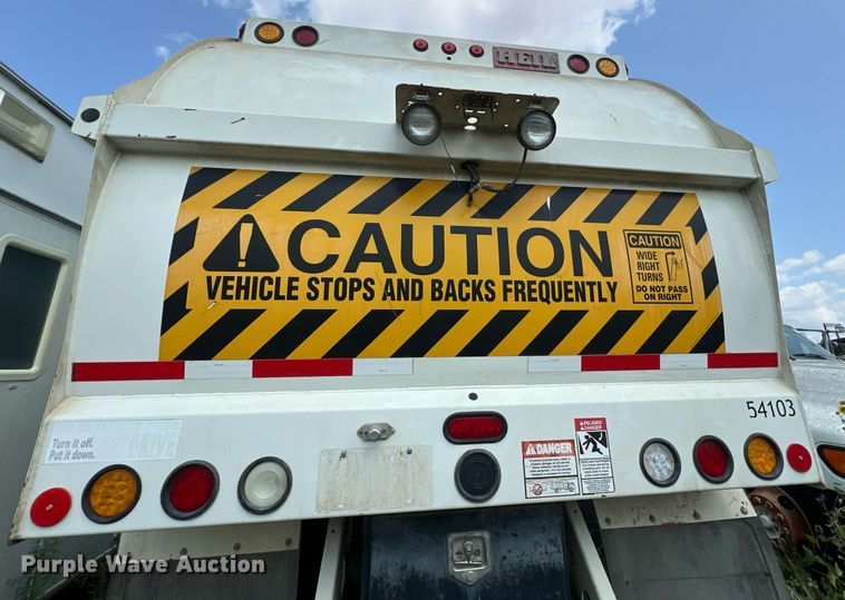 image for item EJ3003 2014 AutoCar Xpeditor  refuse truck