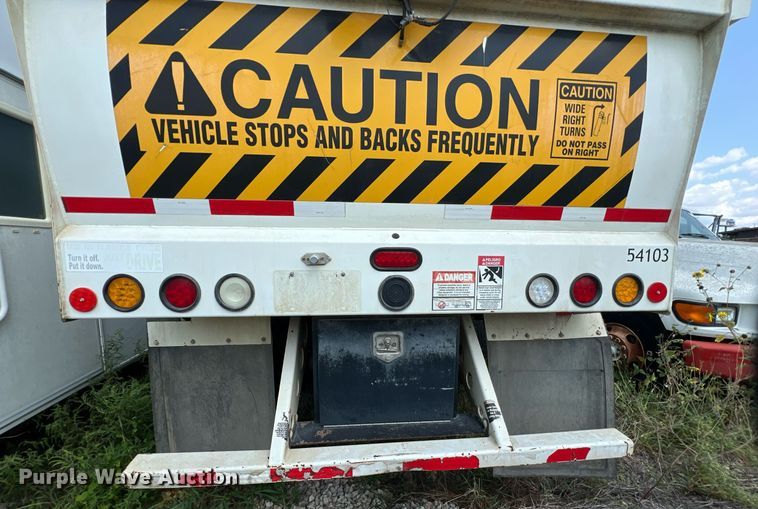 image for item EJ3003 2014 AutoCar Xpeditor  refuse truck