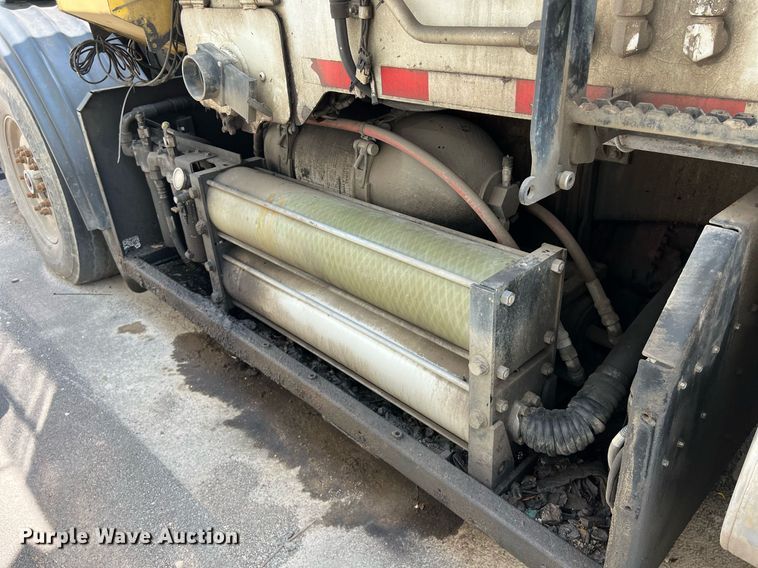 image for item EJ3003 2014 AutoCar Xpeditor  refuse truck