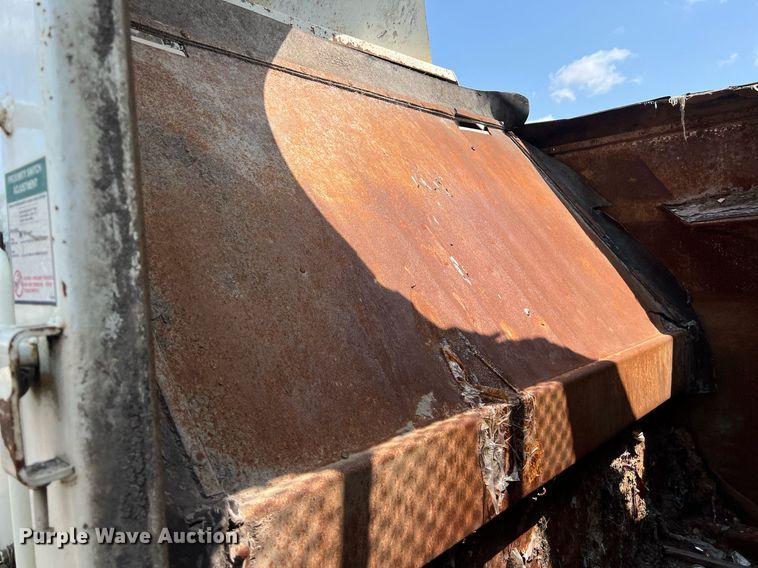 image for item EJ3003 2014 AutoCar Xpeditor  refuse truck