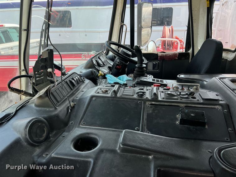 image for item EJ3003 2014 AutoCar Xpeditor  refuse truck