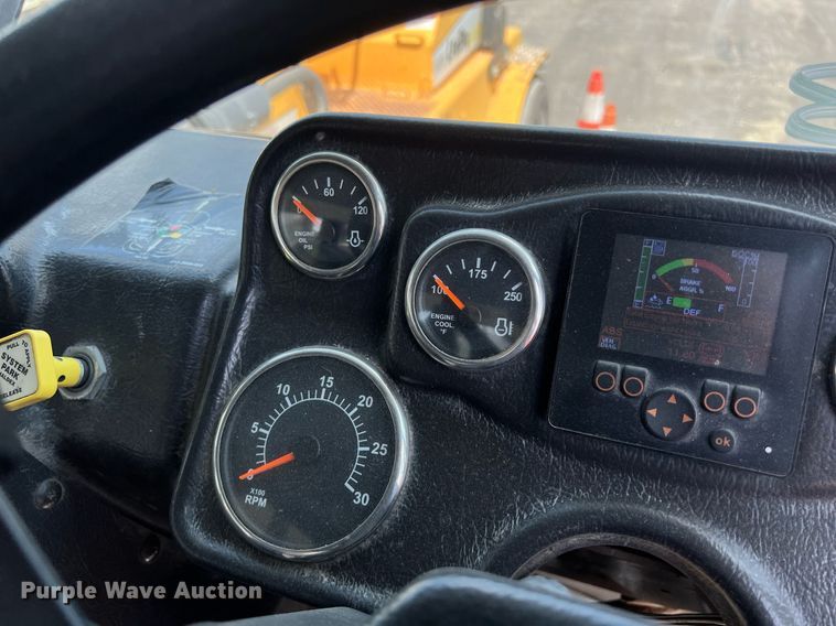 image for item EJ3003 2014 AutoCar Xpeditor  refuse truck