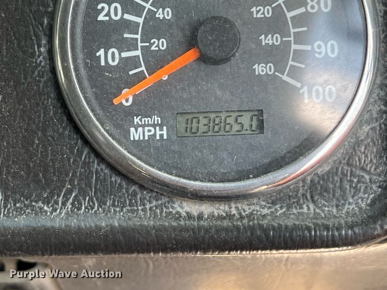 image for item EJ3003 2014 AutoCar Xpeditor  refuse truck