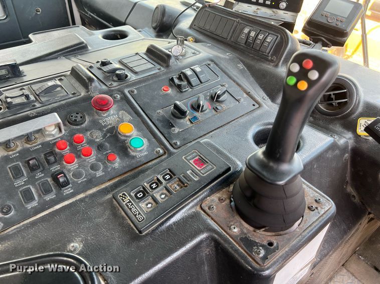 image for item EJ3003 2014 AutoCar Xpeditor  refuse truck