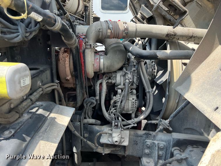 image for item EJ3003 2014 AutoCar Xpeditor  refuse truck