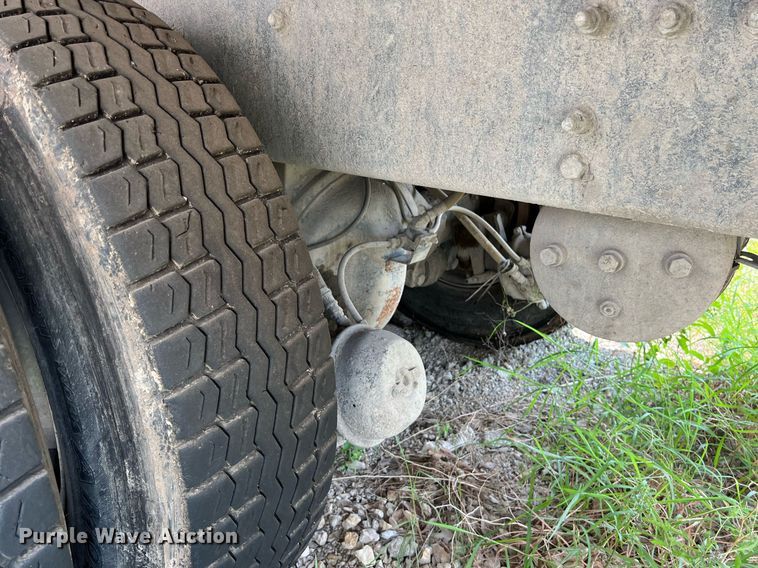 image for item EJ3003 2014 AutoCar Xpeditor  refuse truck