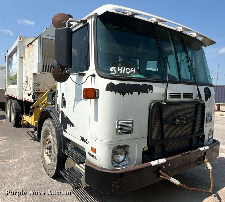 image for item EJ3004 2014 AutoCar Xpeditor refuse truck