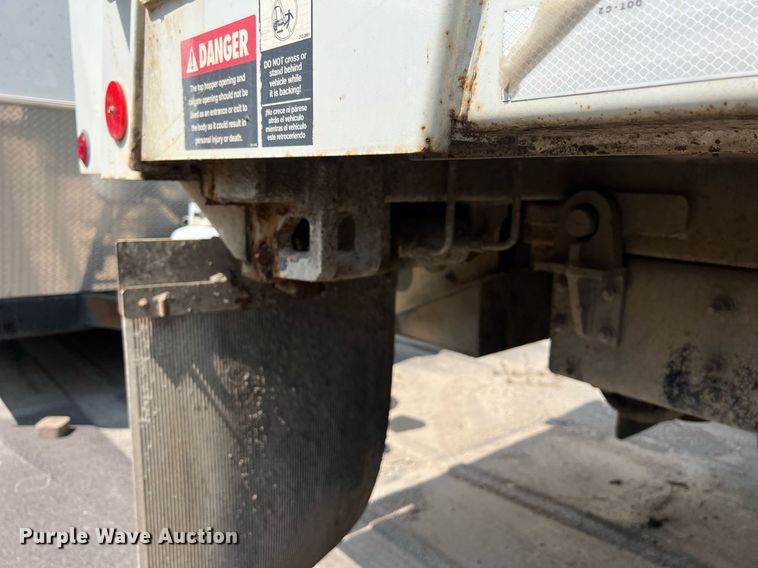 image for item EJ3004 2014 AutoCar Xpeditor refuse truck