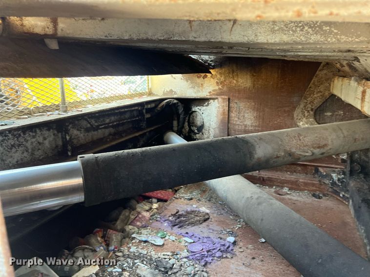 image for item EJ3004 2014 AutoCar Xpeditor refuse truck