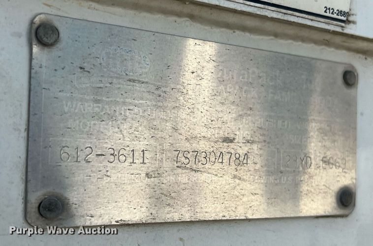 image for item EJ3004 2014 AutoCar Xpeditor refuse truck