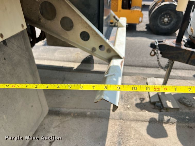 image for item EJ3004 2014 AutoCar Xpeditor refuse truck