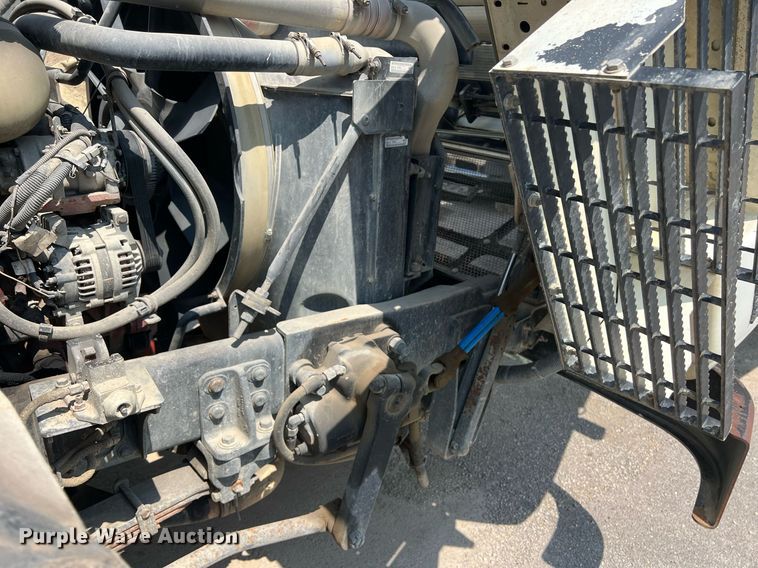 image for item EJ3004 2014 AutoCar Xpeditor refuse truck