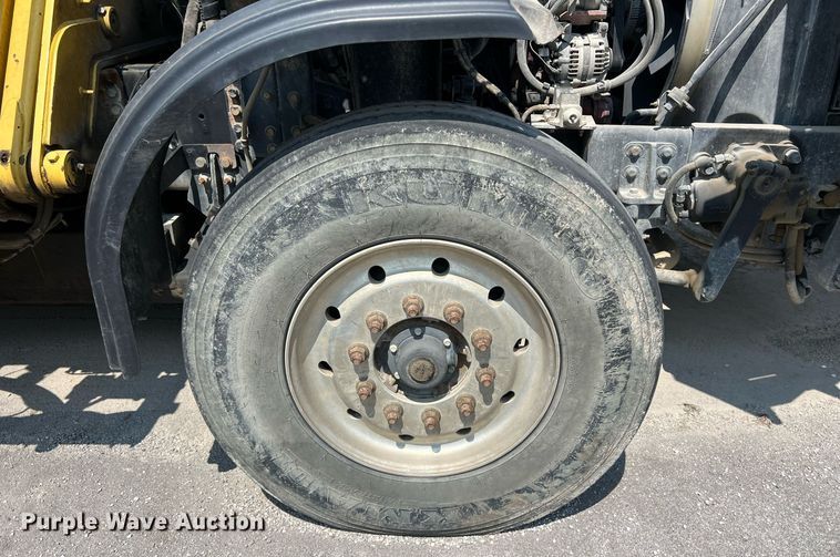 image for item EJ3004 2014 AutoCar Xpeditor refuse truck