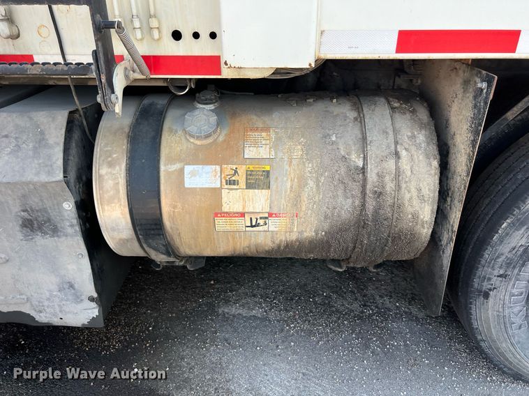 image for item EJ3005 2015 AutoCar Xpeditor refuse truck