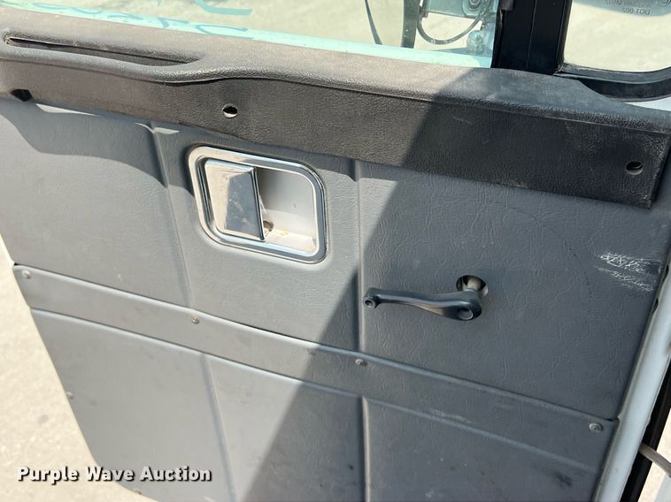 image for item EJ3005 2015 AutoCar Xpeditor refuse truck