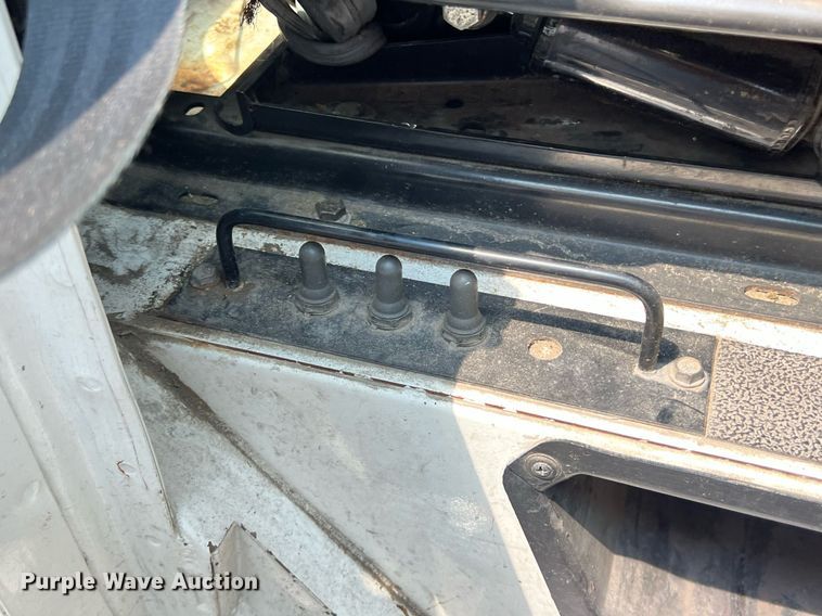 image for item EJ3005 2015 AutoCar Xpeditor refuse truck