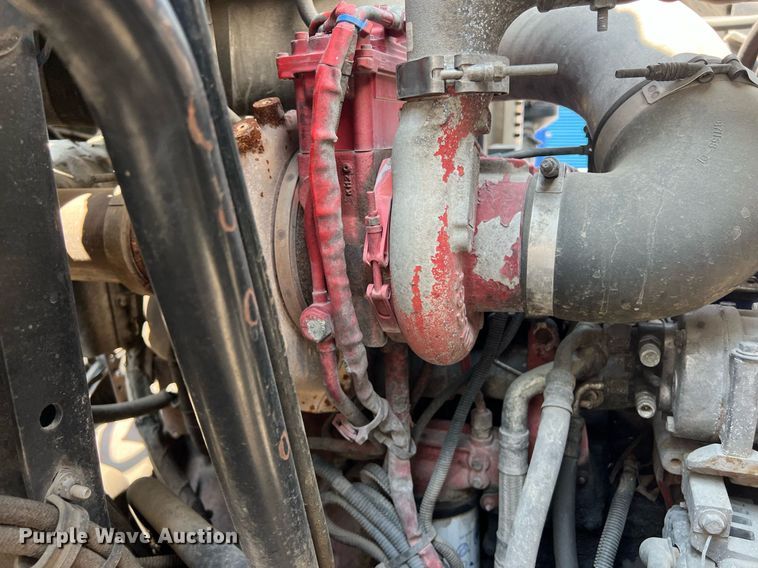 image for item EJ3005 2015 AutoCar Xpeditor refuse truck