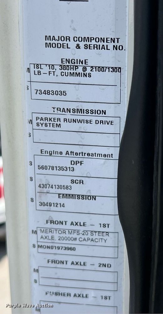 image for item EJ3005 2015 AutoCar Xpeditor refuse truck