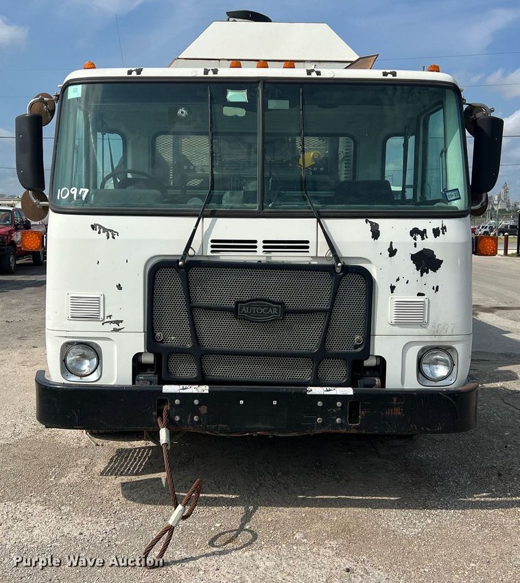 image for item EJ3006 2013 AutoCar Xpeditor refuse truck