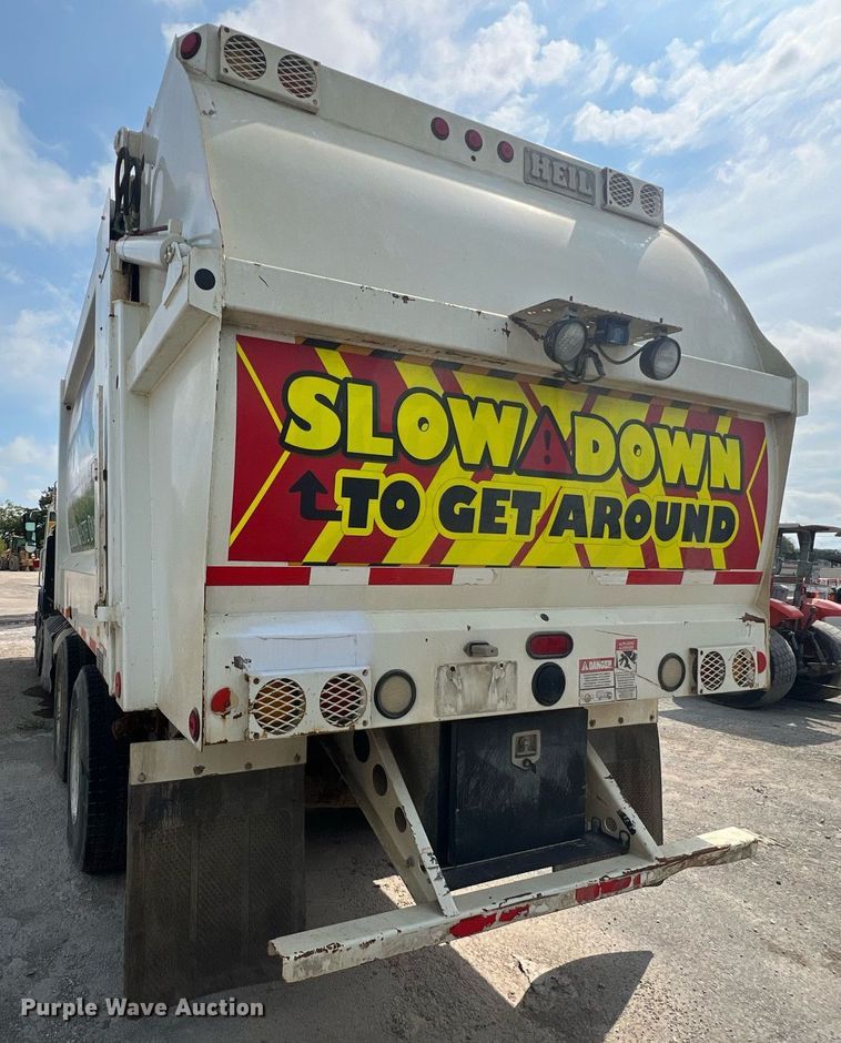 image for item EJ3006 2013 AutoCar Xpeditor refuse truck