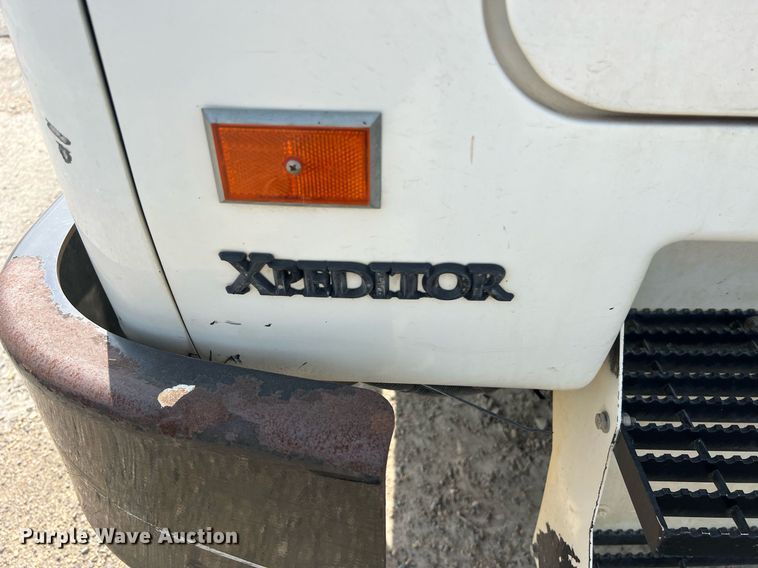 image for item EJ3006 2013 AutoCar Xpeditor refuse truck