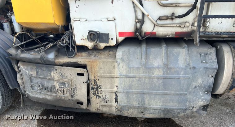 image for item EJ3006 2013 AutoCar Xpeditor refuse truck