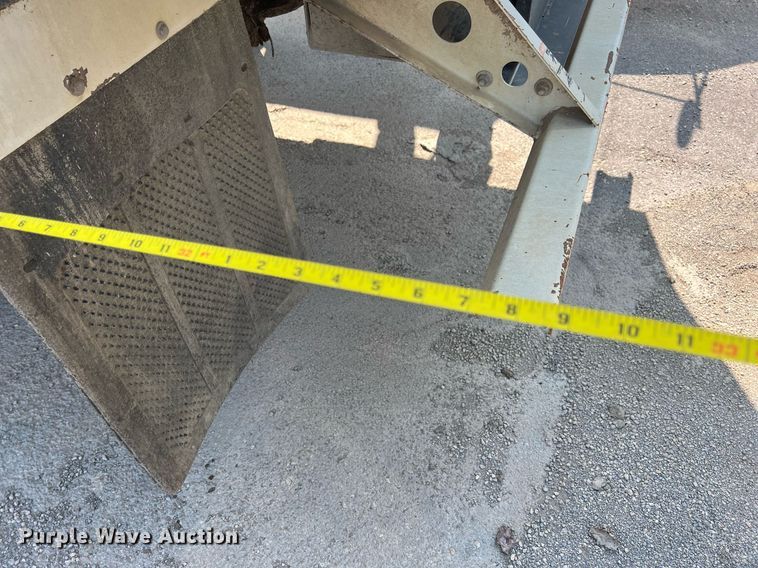 image for item EJ3006 2013 AutoCar Xpeditor refuse truck