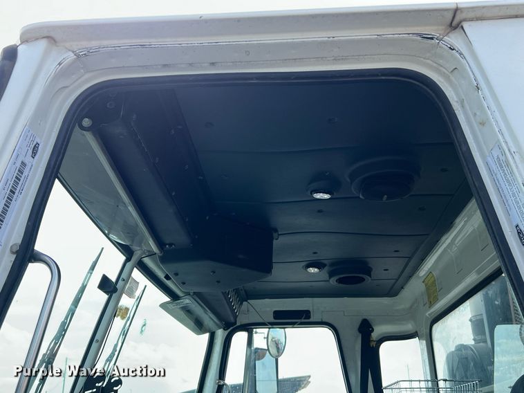 image for item EJ3006 2013 AutoCar Xpeditor refuse truck