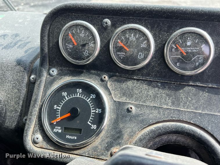 image for item EJ3006 2013 AutoCar Xpeditor refuse truck