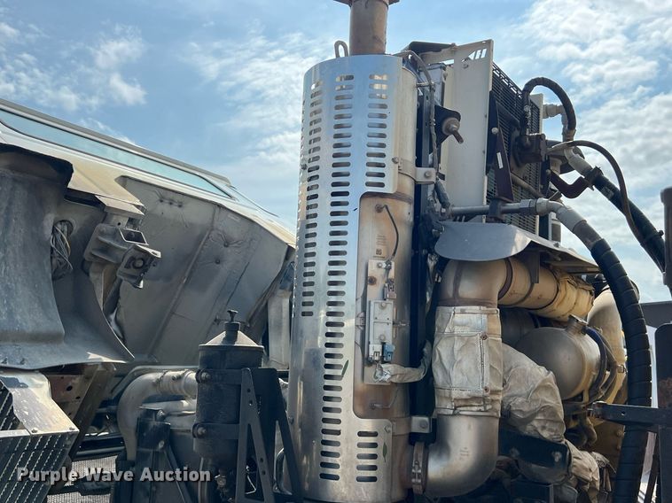 image for item EJ3006 2013 AutoCar Xpeditor refuse truck