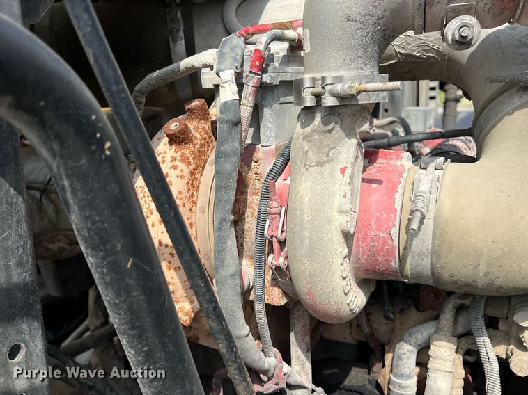 image for item EJ3006 2013 AutoCar Xpeditor refuse truck