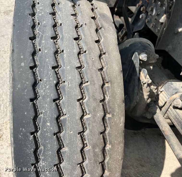 image for item EJ3006 2013 AutoCar Xpeditor refuse truck