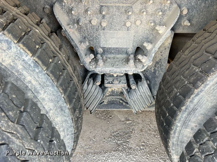 image for item EJ3006 2013 AutoCar Xpeditor refuse truck