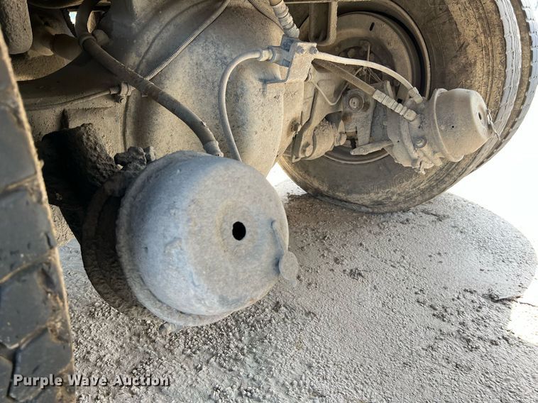 image for item EJ3006 2013 AutoCar Xpeditor refuse truck