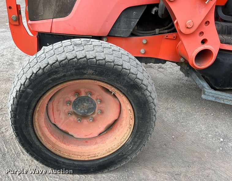 image for item EJ3009 Kubota M5040D MFWD tractor