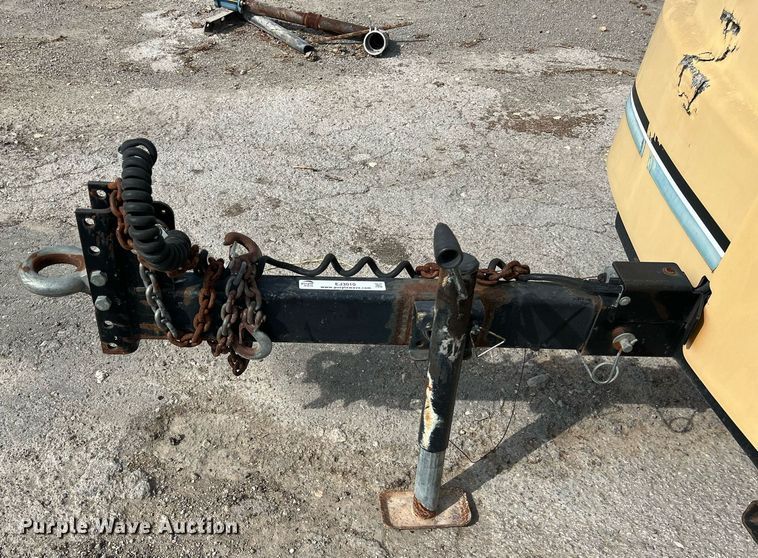 image for item EJ3010 2005 Vermeer BC1000XL wood chipper