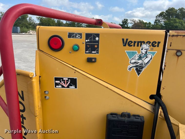 image for item EJ3010 2005 Vermeer BC1000XL wood chipper